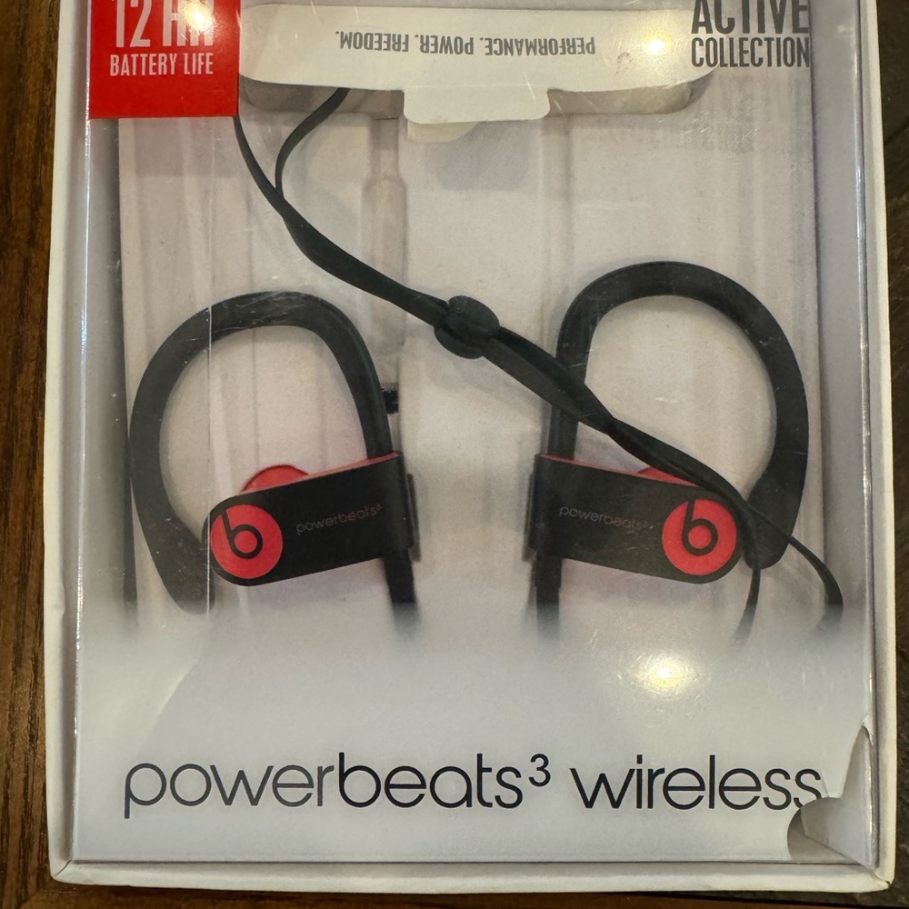 Powerbeats3 Wireless Earphones - Black and Red